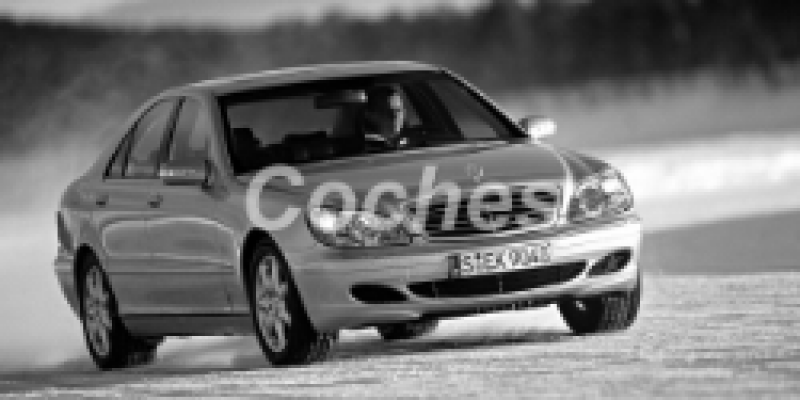 Mercedes-Benz S-klasse 2002 Sedan IV (W220) Restyling 430 4.3 AUTOMATICO (279 CV)