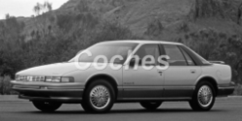 Oldsmobile Cutlass Supreme 1990 Sedan Cutlass Supreme 3.1 AUTOMATICO (141 CV)