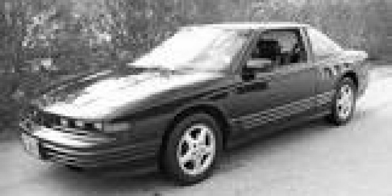 Oldsmobile Cutlass 1982 Coupe V 3.8 AUTOMATICO (106 CV)