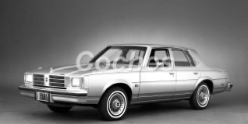 Oldsmobile Cutlass 1981 Sedan V 3.8 AUTOMATICO (112 CV)