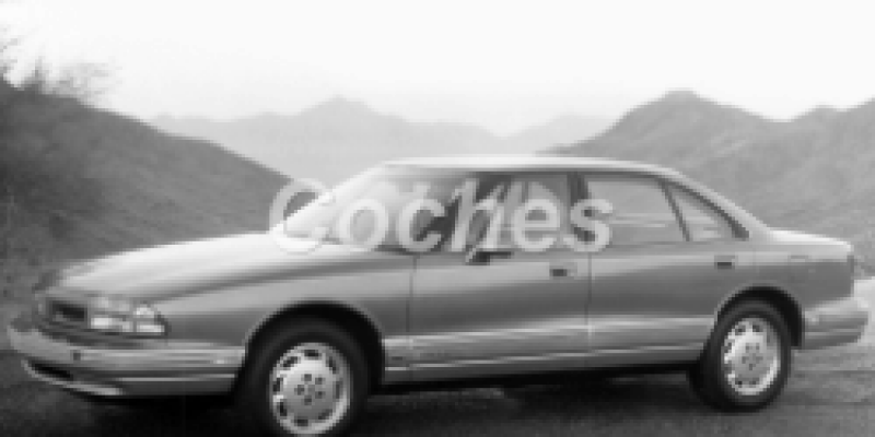 Oldsmobile Eighty-Eight 1995 Sedan X 3.8 AUTOMATICO (172 CV)