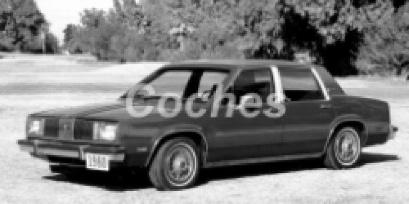 Oldsmobile Omega 1984 Sedan Omega 2.8 AUTOMATICO (135 CV)