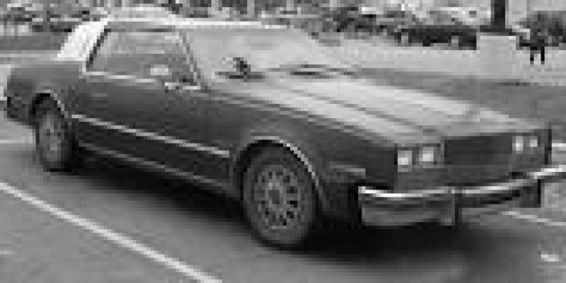 Oldsmobile Toronado 1982 Coupe III 5.7d AUTOMATICO (107 CV)