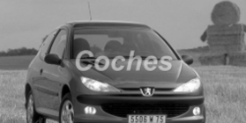 Peugeot 206 2009 Hatchback 3-Puertas 206 + 1.4 AUTOMATICO (75 CV)