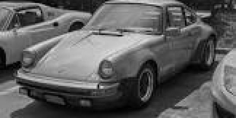 Porsche 911 1982 Coupe II (911, 930) Turbo 3.3 MANUAL (300 CV)