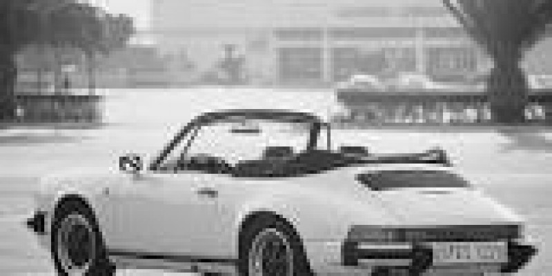 Porsche 911 1985 Roadster II (911, 930) Carrera 3.2 MANUAL (207 CV)