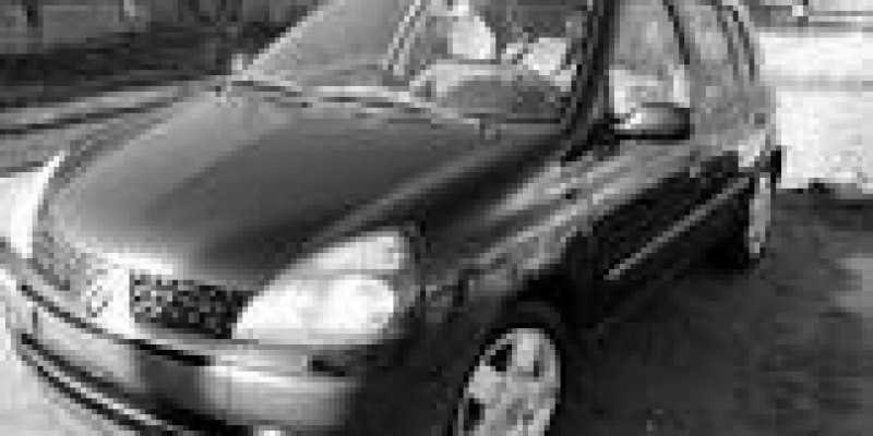 Renault Clio 2006 Hatchback 3-Puertas II Restyling 2 Campus 1.2 MANUAL (75 CV)