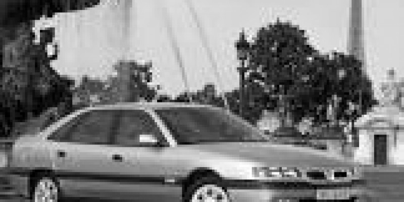 Renault Safrane 1993 Hatchback 5-Puertas I 2.0 AUTOMATICO (107 CV)