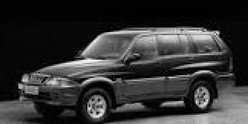 SsangYong Musso 2003 Pickup Double Cab I Restyling Sports 2.9d AUTOMATICO (120 CV)